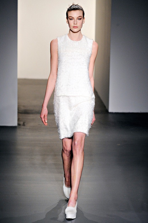 Wearable Trends Calvin Klein Women s Ready To Wear Fall 2011 Mercedes wearable-trends-calvin-klein-women-s-ready-to-wear-fall-2011-mercedes